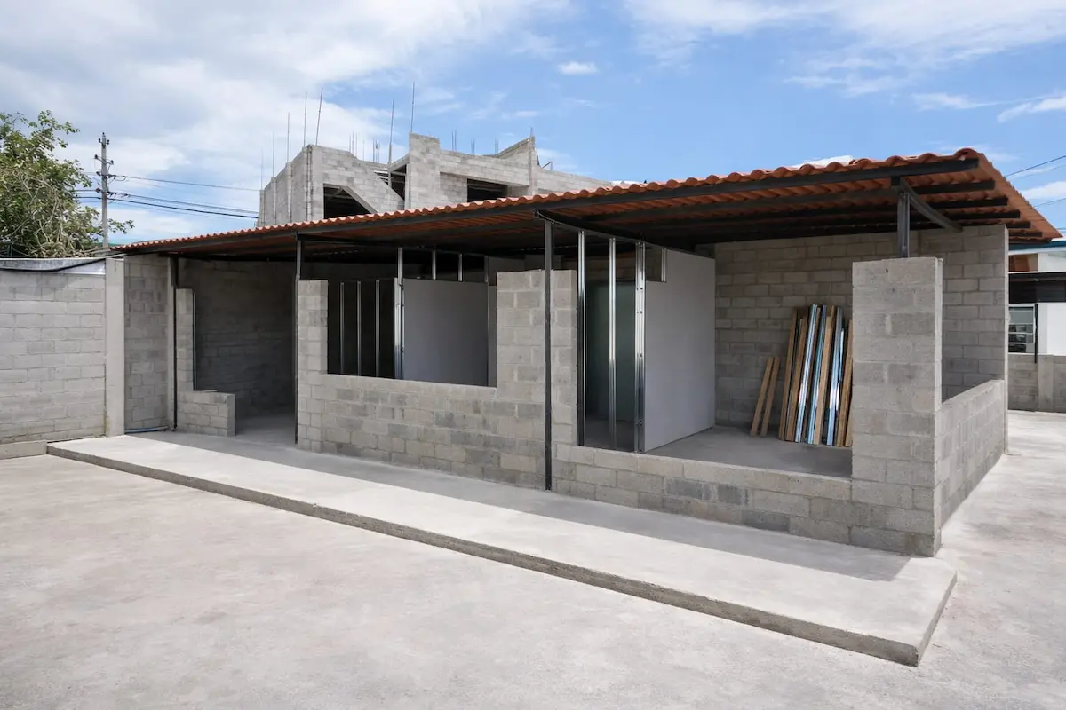 Construcción de Media Agua – Vivienda Residencial – foto 1