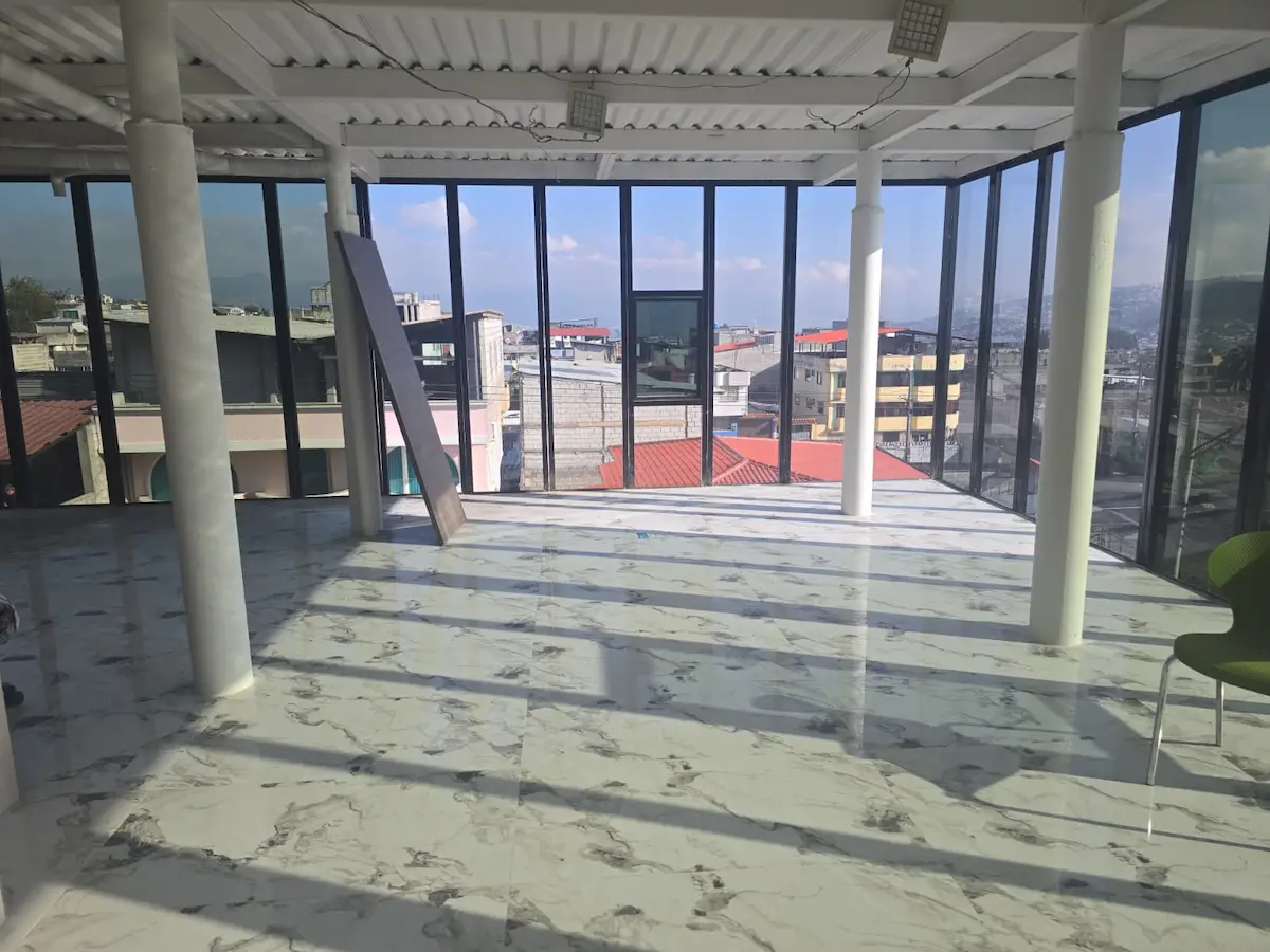 Ampliación y Remodelación – Oficinas Comerciales – foto 1