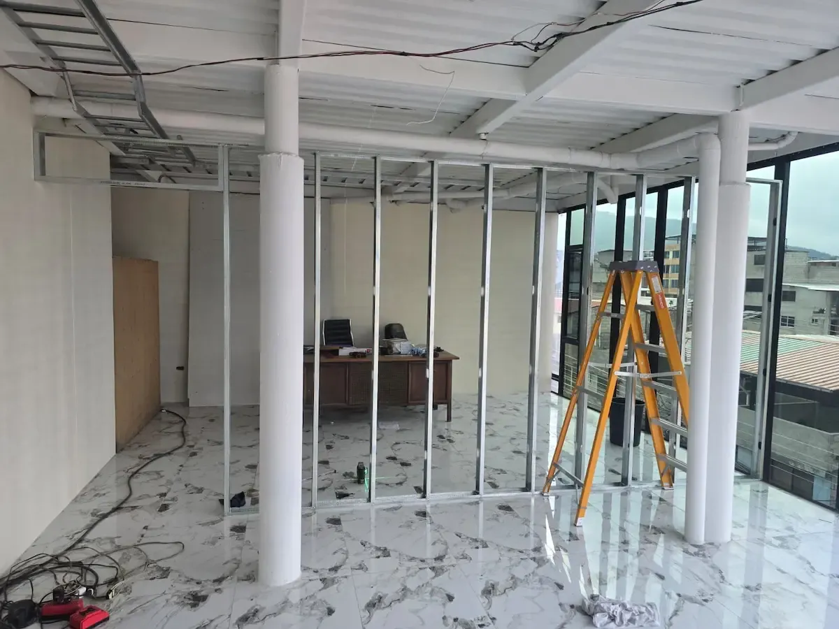 Ampliación y Remodelación – Oficinas Comerciales – imagen 5